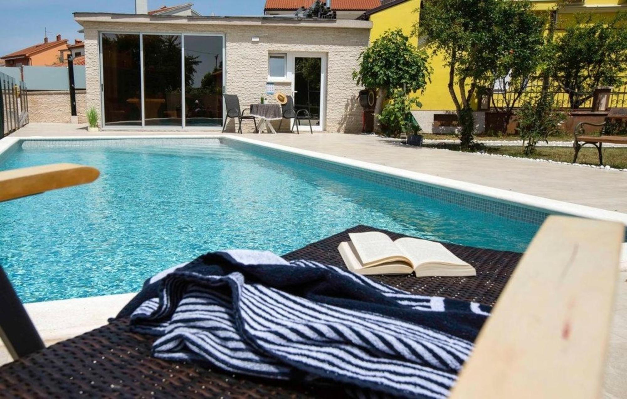 Apartment Fuer 4 Personen Ca 35 Qm In Pula, Istrien Istrische Riviera *